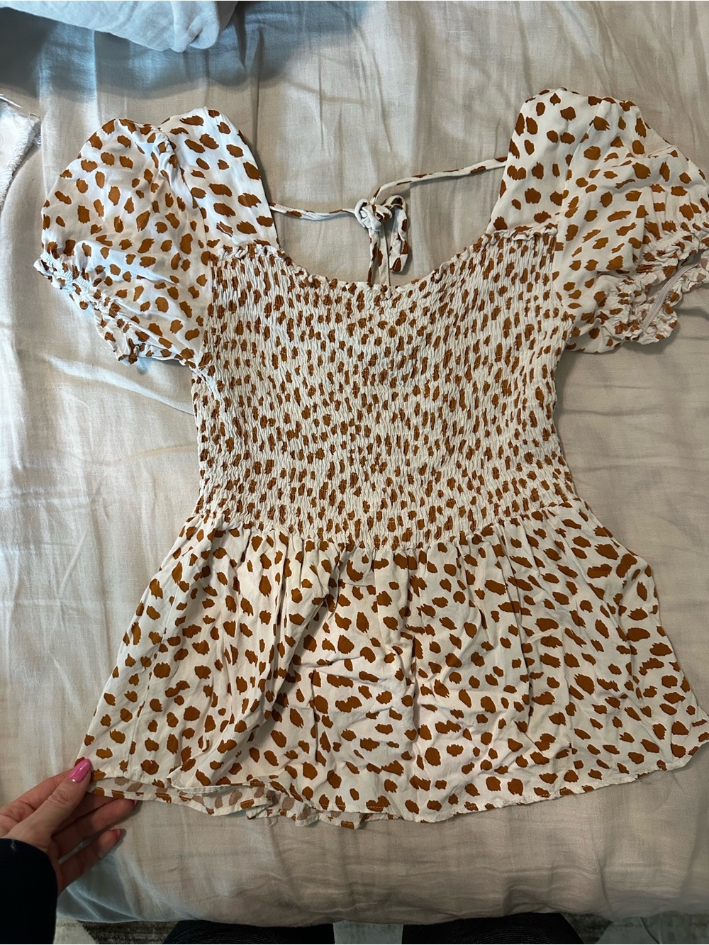 Smocked Puff Sleeve Women’s Top in White and Brown Print